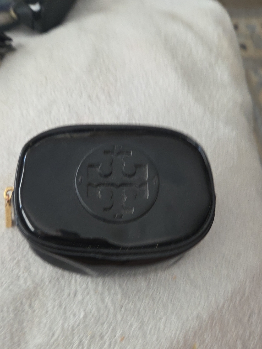 Tory Burch Black Patent Leather Oval  Make-up Case